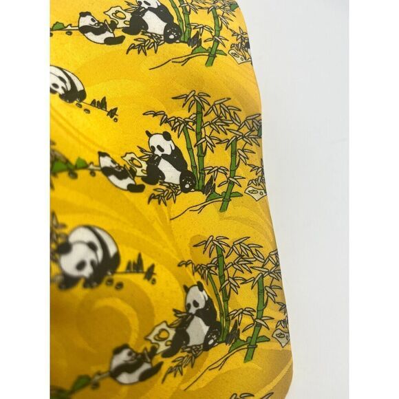 GOLD‎ CITY PANDA BEAR BAMBOO TREE YELLOW SILK NECKTIE TIE - Picture 2 of 5